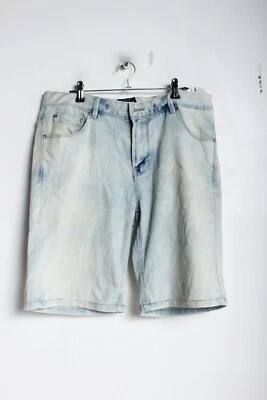 Pantalones cortos de mezclilla desgastados Pull & Bear - W32 (20d) Foto 1 de 4