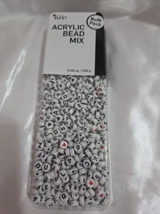 ¡Primo hágalo usted mismo! Paquete a granel de mezcla de cuentas blancas y negras de acrílico, arcilla y vidrio - Imagen 1 de 3