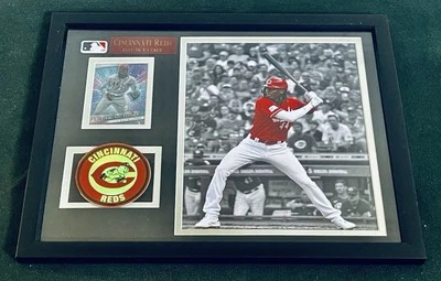MLB ELLY DE LA CRUZ 8x10 PHOTO, CARD,NAMEPLATE &STICKER In 11 X 14 FRAME - Image 1 of 4