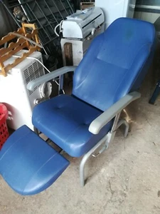 sedia poltrona riposo colore blu marca vermeiren anziani disabili ottimo stato - Foto 1 di 2