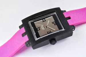 SWATCH Square Dummy Prototype - Prototype Never Dried IN Fair - New - Picture 1 of 4