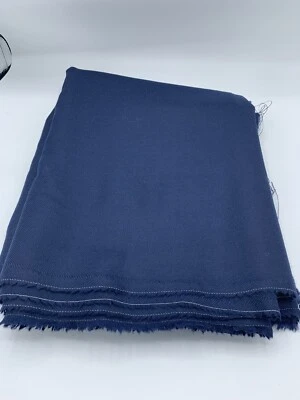 100% Fine Worsted Wool Fabric. Navy Blue.2m length by 1.5m wide.Woven in the UK. - Image 1 of 4
