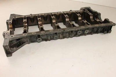BMW  E90 E60 528xi 328i N52 07-10 Lower Engine Block Crankshaft Housing 7558325 - Image 1 of 4