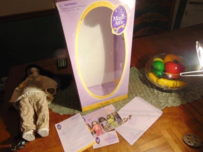 Muñeca Magic ATTIC CLUB de colección CAJA SOLO CON LLAVE Y PAPELES Foto 1 de 3