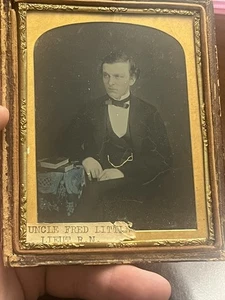 1/4 Teller Viertelteller Rubin Ambrotype Foto Idd Lieutenant Fred Little RN Farbe - Bild 1 von 6