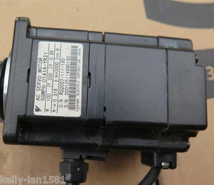 Servomotore Yaskawa usato 1 pz SGMAH-01A1A-YR21 - Foto 1 di 2