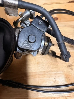 Corpo do acelerador Husqvarna 610 SM610 TE610 Mikuni SM TE 510 SMR 2008 2009  - Imagem 1 de 4