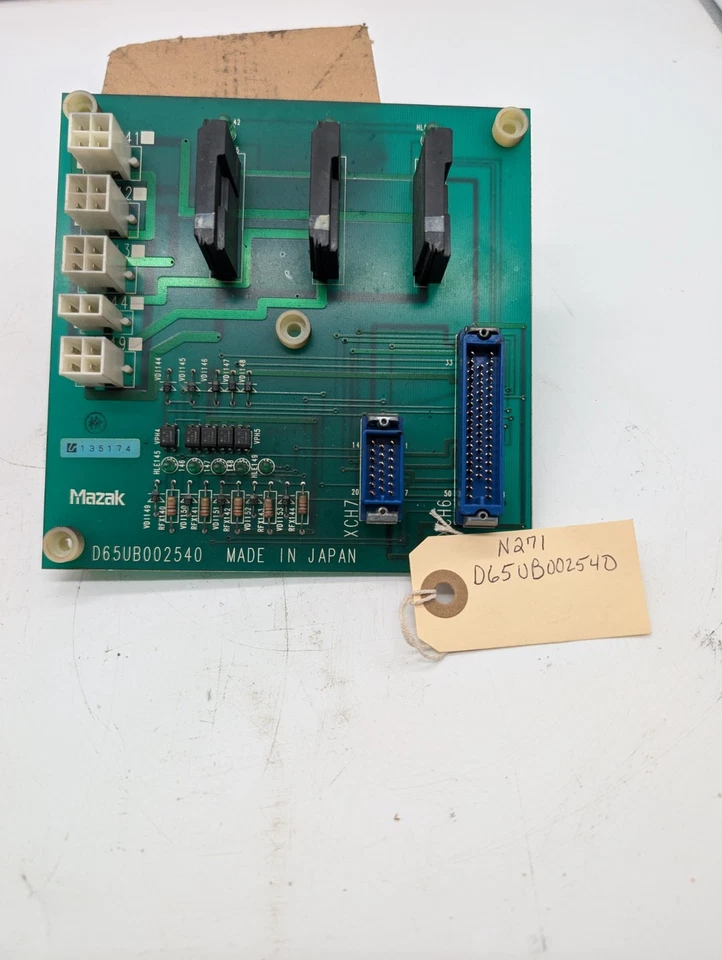 N271 D65UB002540 Foto 1 de 1