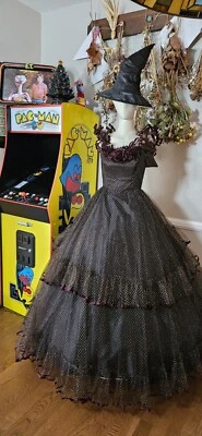 Vestido de baile vintage de los años 80 marrón y dorado con puntos suizos de coqueteo como en la foto Foto 1 de 4