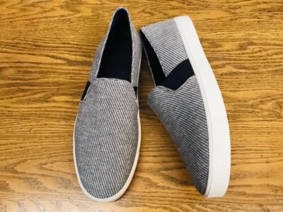 VINCE BLAIR 12 WOMENS SLIP ON FABRIC UPPER SNEAKER SHOES NWOB SIZE 11 - Image 1 of 4