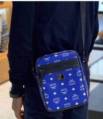 MCM Visetos Bandolera Azul Marino Bolso Mensajero Unisex Nuevo MMRCSFO03H1001 Foto 1 de 4