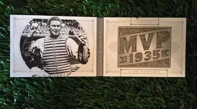 2015 NATIONAL TREASURES  LEGENDS GABBY HARTNETT JUMBO JERSEY BOOKLET #D 5/5 SSP - Image 1 of 4