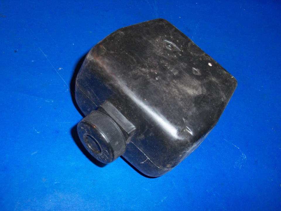 NUEVO CONJUNTO DE TANQUE DE COMBUSTIBLE POULAN 5300266614 OEM M22 Foto 1 de 1
