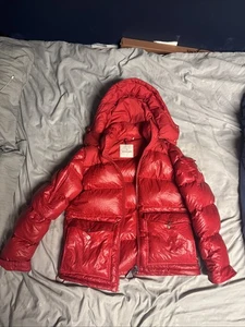 Moncler Puffer Jacket Red Men’s Size 1 100% Authentic Preowned - Picture 1 of 10