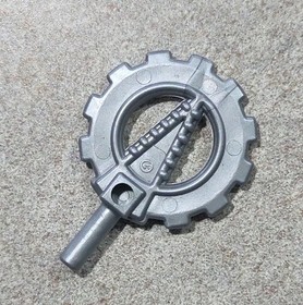 Lego Pearl Light Gray Bionicle Toa Matoro in 8894 Weapon Accessory