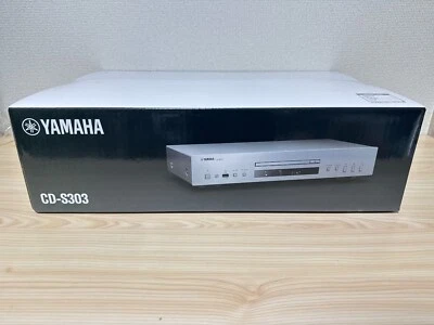YAMAHA Single-disc CD Player CD-S303 Silver New - Image 1 of 4