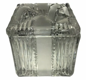 Crystal Gift Jewelry Box with Decorative Bow on Lid Candy Dish Made in Poland - Picture 1 of 8