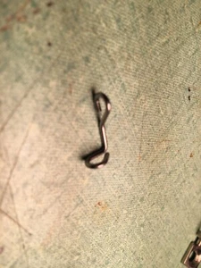 Needle Bar Thread Guide, Pfaff #91-141610-05 - Picture 1 of 1