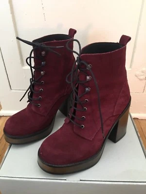 Shelly’s London Boots - Image 1 of 4