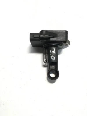 Toyota Hilux (AN10, AN20, AN30) 2008 Diesel MAF mass air flow meter sensor - Image 1 of 4