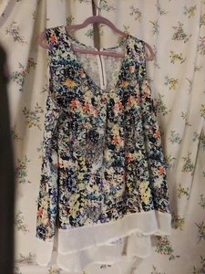 Fringe Benefits 3X Women's Floral Blouse - Picture 1 of 4