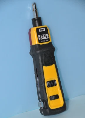 Klein Tools VDV427-300 Impact Punchdown Tool 66/110 Blade - Image 1 of 4