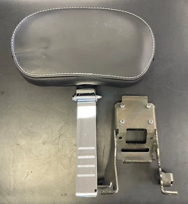 Respaldo Indian Motorcycle Rider Chieftain Roadmaster Springfield Chief negro Foto 1 de 4