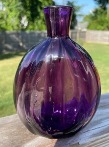 Vintage Blown Art Glass Vase Optic Bottle Plum Amethyst Purple - Picture 1 of 6