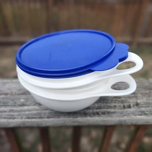 Set of TWO Tupperware Thatsa Bowls 3065B-2: White w/ Blue Lids, 1.4L, 6 cups - Picture 1 of 4