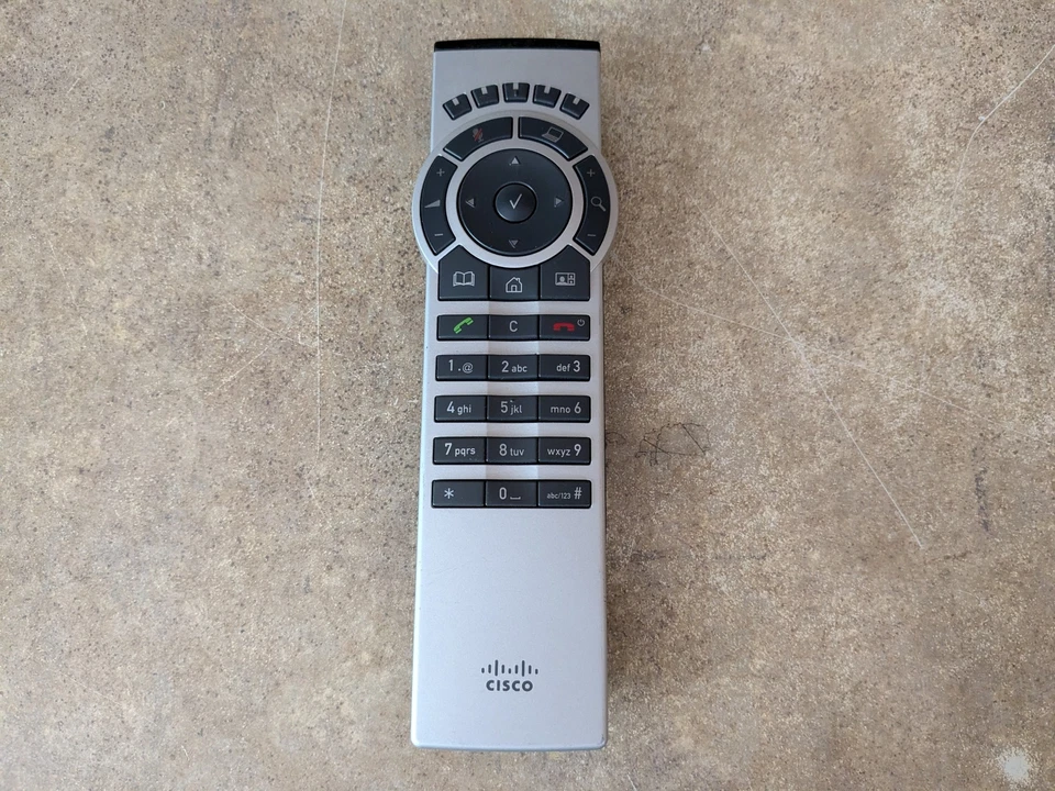CISCO TELEPRESENCE REMOTE CONTROL TRC V 800-34911-01 B1-3(25x) - Image 1 of 4