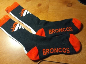 Nice Denver Broncos Socks 47’ Size Large 1 Pair Arch Support Moisture Wicking - Picture 1 of 2