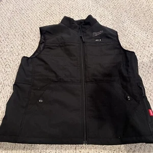 Milwaukee Heated Vest Mens XL M12 Axis Work Tested No Battery With Adaptor 12 - Picture 1 of 6