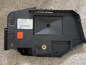 OEM NEW Battery Tray Assembly 2003-2023 Chevrolet Express GMC Savana 15110940 - Picture 1 of 3