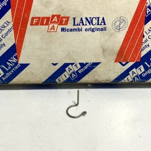 ANELLO SICUREZZA COPERCHIO VANO MOTORE LANCIA DELTA - DEDRA ORIGINALE 82336695 - Photo 1/5