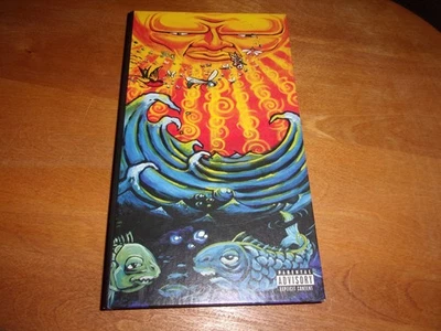 Sublime - Everything Under The Sun Box set (2006) 3CD + DVD + Book - LIKE NEW! Foto 1 de 4