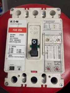FDE310021 EATON CIRCUIT BREAKER 100A 600V 3P 35k W/LSI TRIP, Cleaned, Tested - Picture 1 of 7
