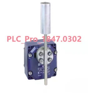 XCRT215 1PCS New Schneider XCR-T215 Limit Switch Quality Assurance Fast ship - Picture 1 of 4
