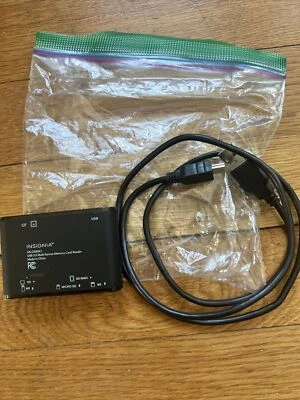 insignia multi card reader - Image 1 of 4