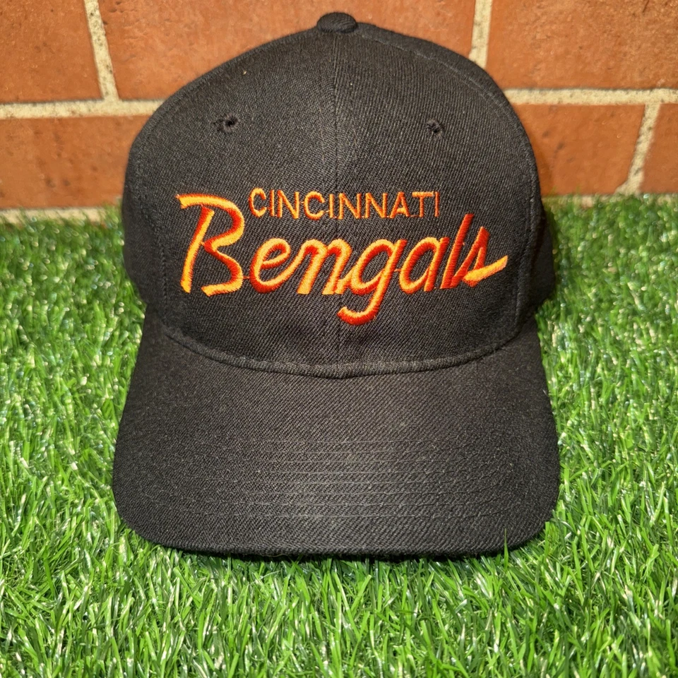 De Colección Especialidades Deportivas Snapback Bengals Single Line Script Todo Negro 100% Lana Foto 1 de 4