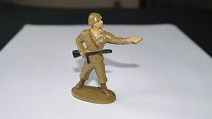 FIGURINE JIM MILITAIRE U.S MARRON CLAIR MONOBLOC MITRAILETTE BRAS TENDU - Picture 1 of 1