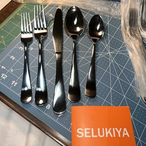 40 Teile Edelstahl Silberbesteck Besteck Set Küche Besteck Set für 8 - Bild 1 von 19