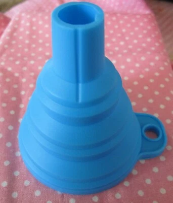 Funil de silicone dobrável - Dobrável - Imagem 1 de 2