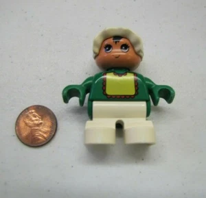 Lego Duplo Baby In Green With White Bonnet & Bib 2" Figure Infant For Family #2 - Picture 1 of 4