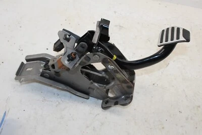 2010-2020 Nissan 370z M/T Brake Pedal OEM CJ105 - Image 1 of 4