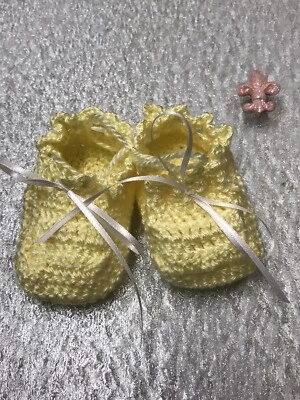 Baby Booties Crochet Handmade Newborn Gift Booties 0-6 Month Yellow Color - Изображение 1 из 3
