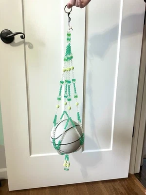 Винтажный держатель для растений вешалка из бисера ярко-зеленый пластик 70-е подвесной - Изображение 1 из 4