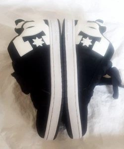 DC Shoes - Court Graffik - schwarz/weiß - EU 42,5 - Bild 1 von 4