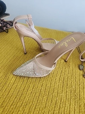 NEW Lulus Ladies Nude Rhinestone High Heels Shoes Ankle Wrap Wedding Party Sz 6 - Image 1 of 4