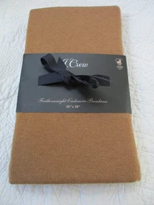 J. Crew Federgewicht Kaschmir Bandana Schal 36" x 36" dunkel camel Neu mit Etikett - Bild 1 von 13
