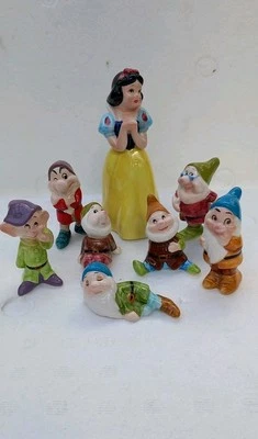 Vtg Disney Japan Snow White and 7 Dwarves Ceramic Figurines 14cm Complete Set - Image 1 of 4